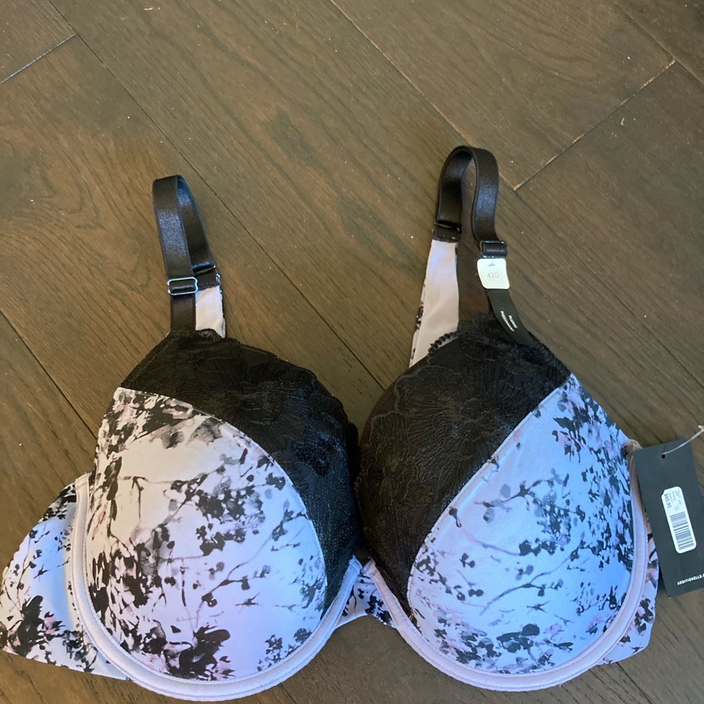 DeESSE:  Printed Bra - violet/black